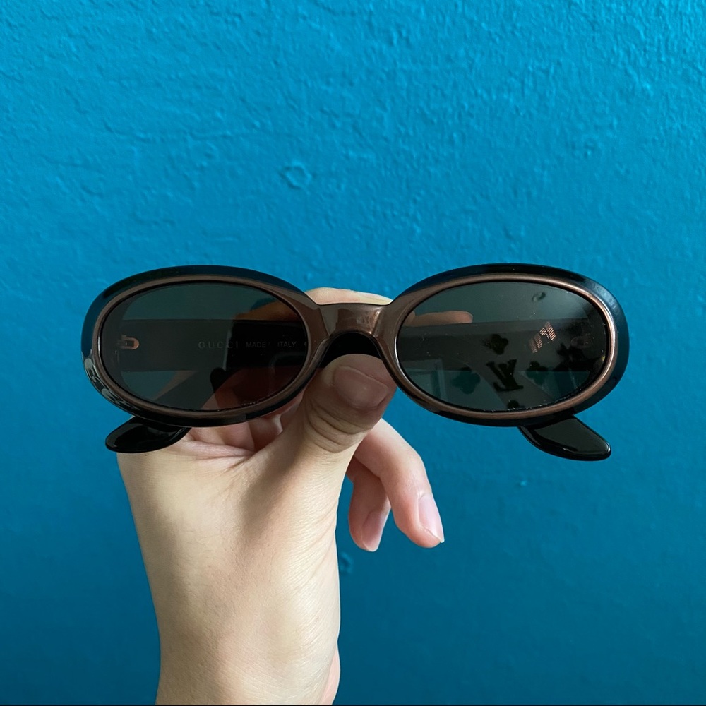 Vintage Gucci Oval Black and Brown PRESCRIPTION Sunglasses!
